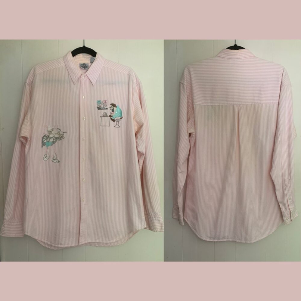 100% cotton size M Looney Toons Acme Clothing original pink and white button up